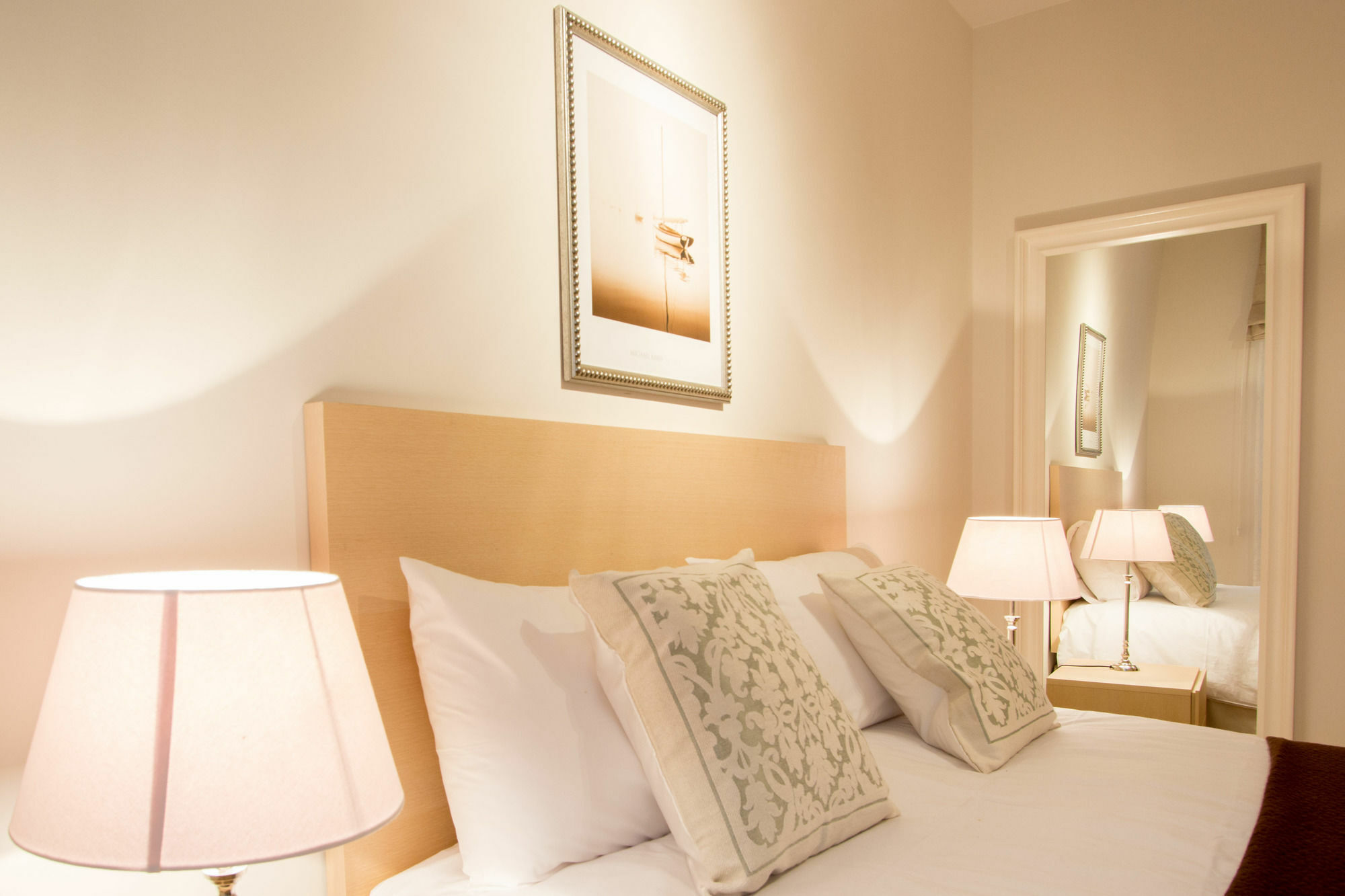 Sweet Inn Apartments - Madou Bruxelles Extérieur photo